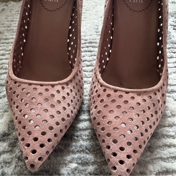 Christian Louboutin Perforated Tan Heels - Picture 12 of 14